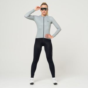 Kolarka w bluzie kolarskiej PREMIUM COMFORT