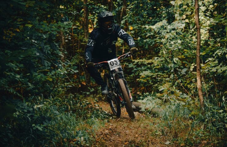 jak wybrać odzież rowerową mtb