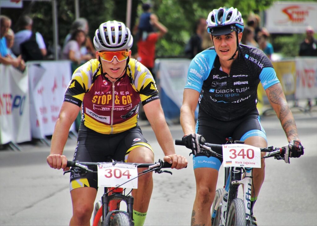 materiały w odzieży kolarskiej 2